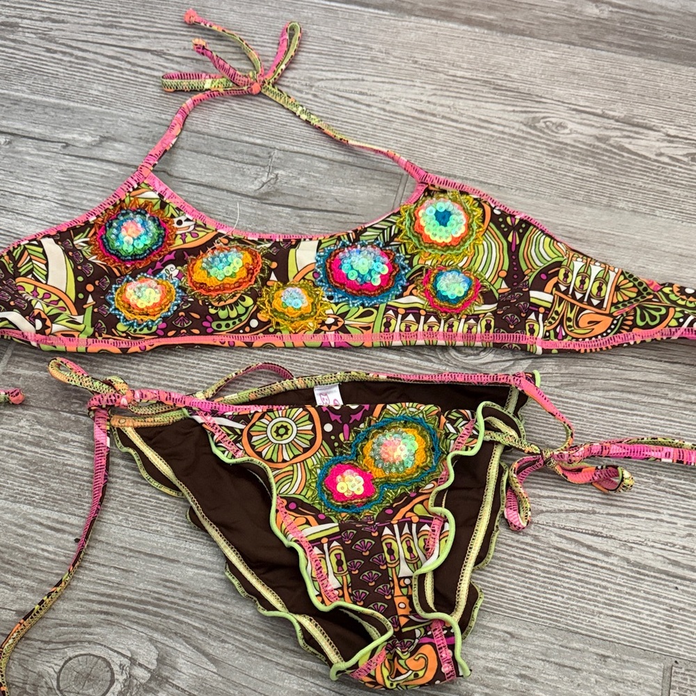 Babalu sequin Colorful Patterned Bikini Set fits more like a small
